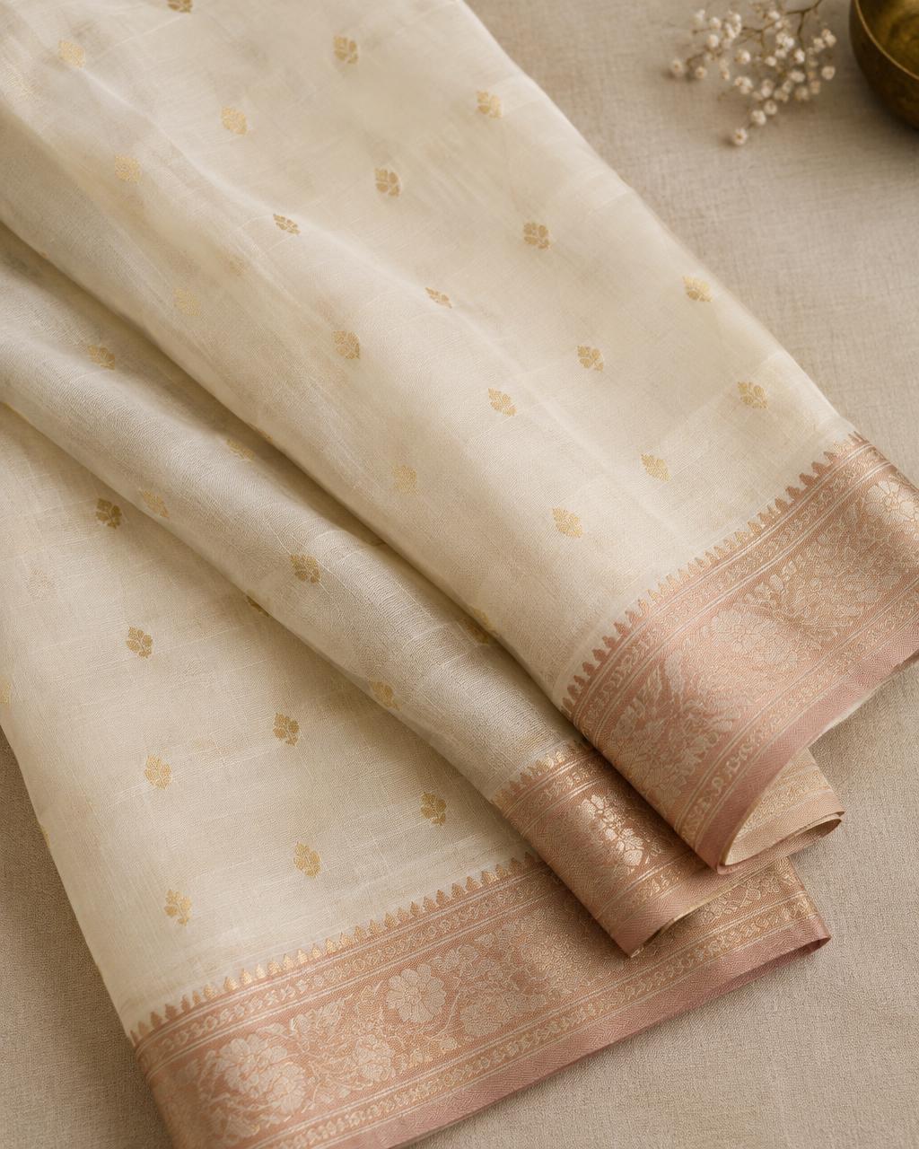 Chanderi sari from Chanderi, Madhya Pradesh